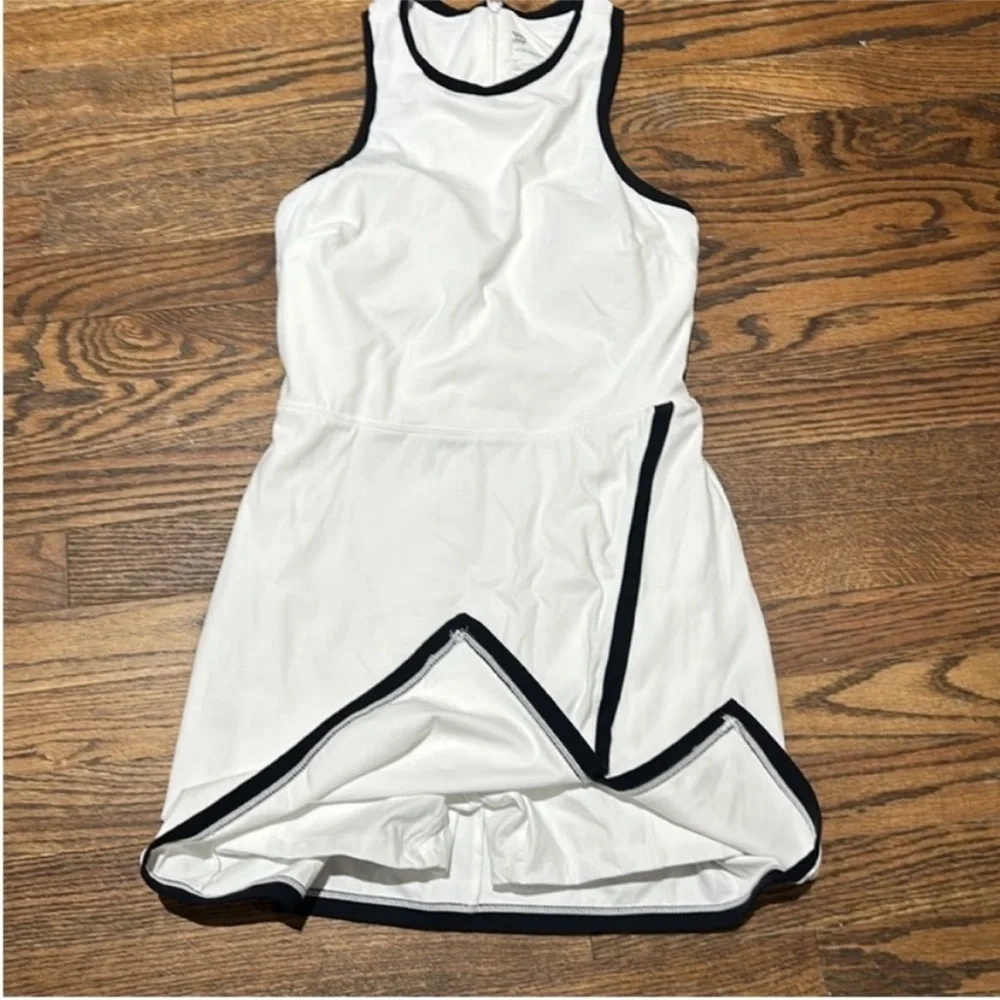 White Sleeveless Bodysuit Dress / Shorts with Black Trim & Pockets - Picture 4 of 9